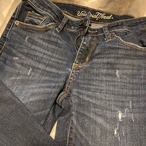 Light ripped jeans dark wash